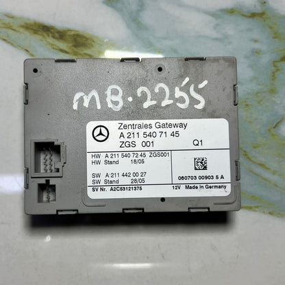 2006-2009 Mercedes E320 Central Gateway Control Module A2115407145 W211 E-Class