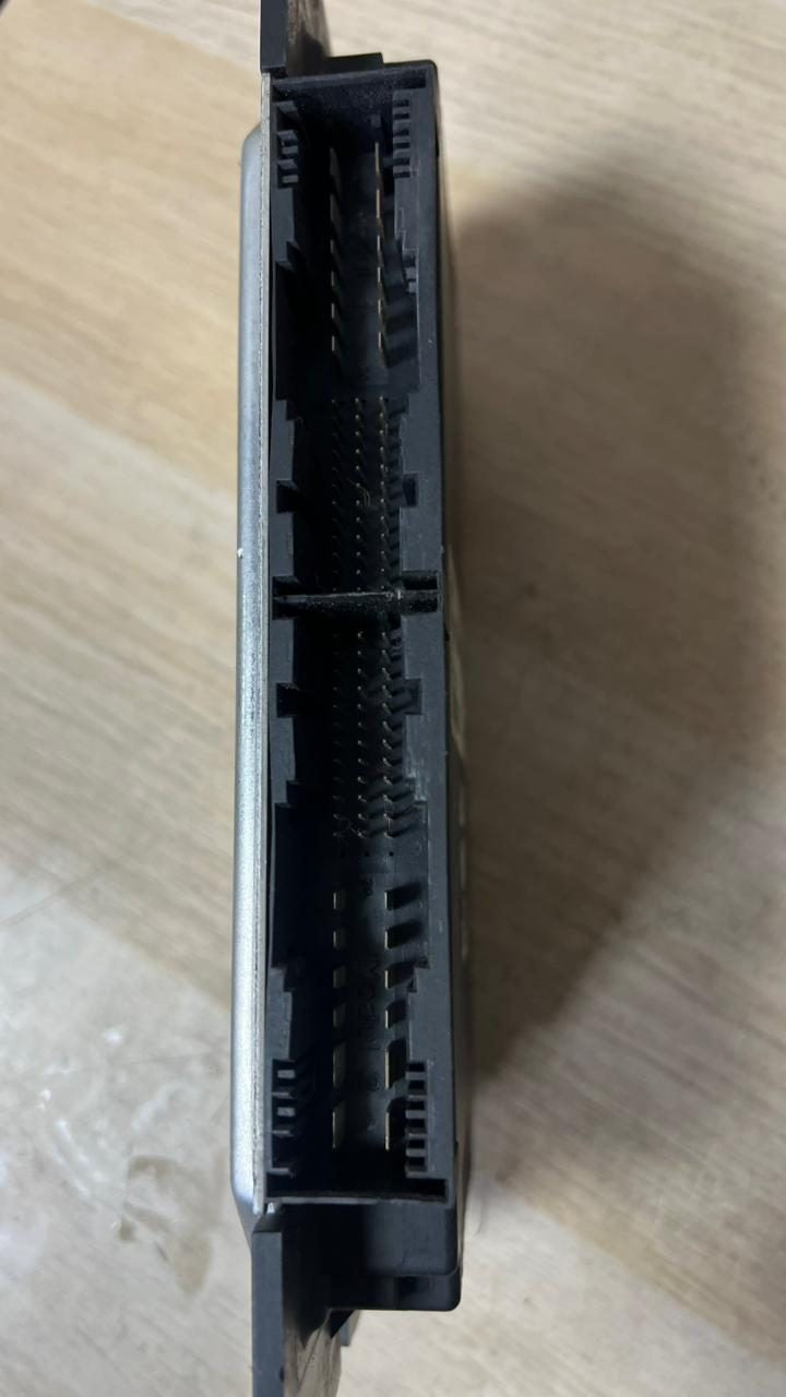 BMW 2008-2009 BMW 128i Footwell Light Control Module 9197161 FRM E82 E88 2D