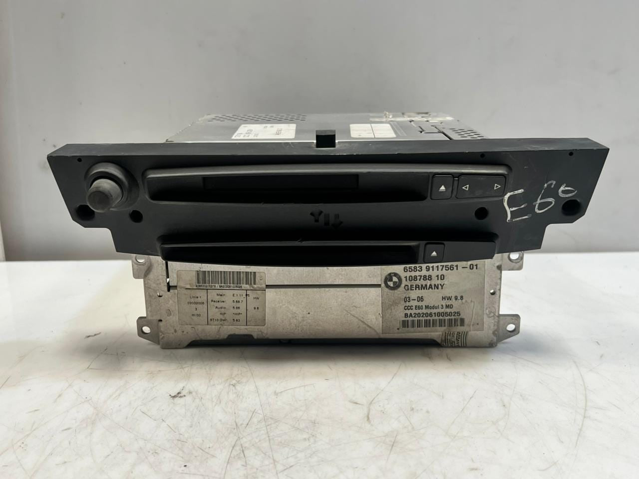 2006-2007 BMW 525i 5 Series E60 NAVIGATION CCC Radio PLAYER 9117561 OEM