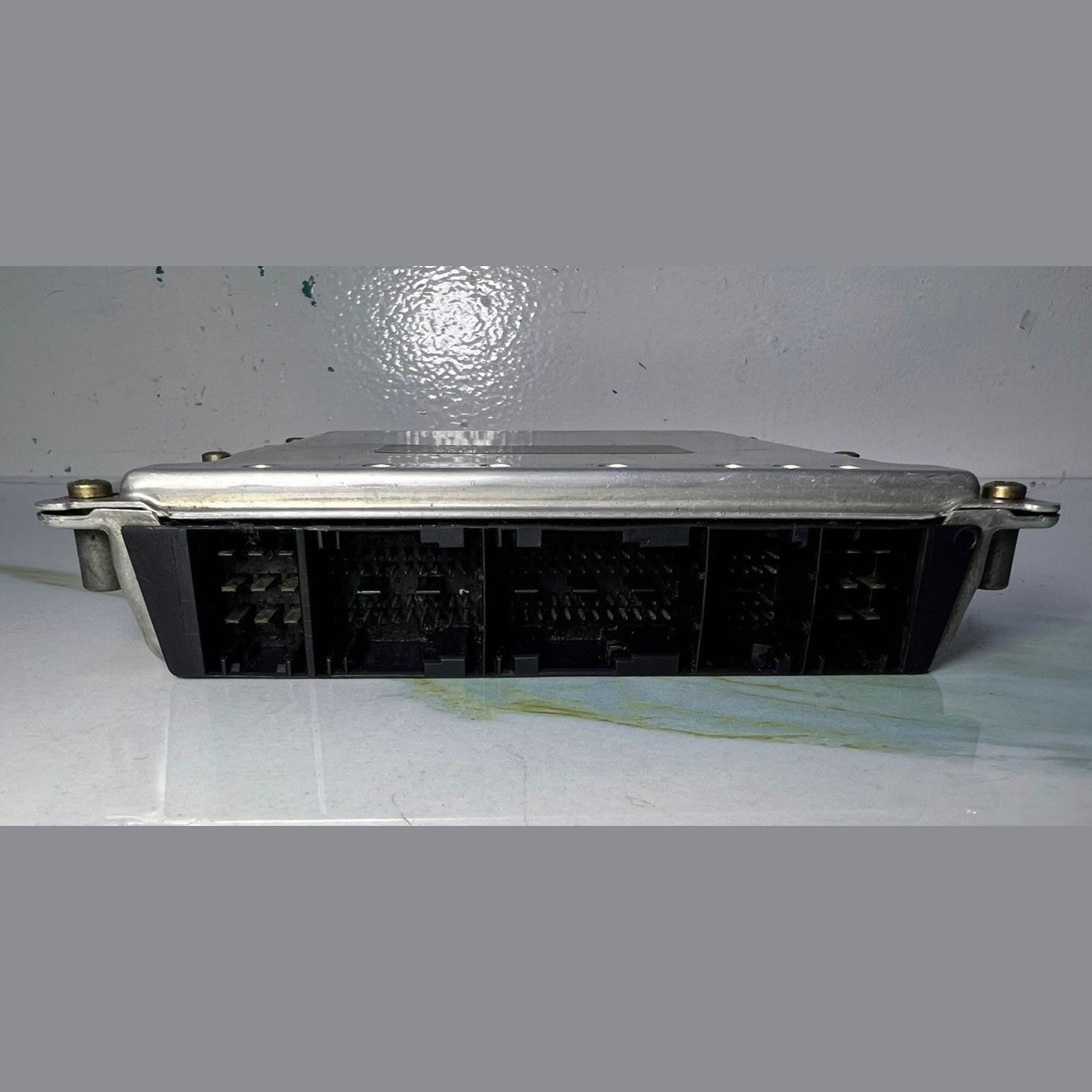 1999-2001 Mercedes-Benz ML430 Engine Control Unit A1121533879 ML430 and SL R230 