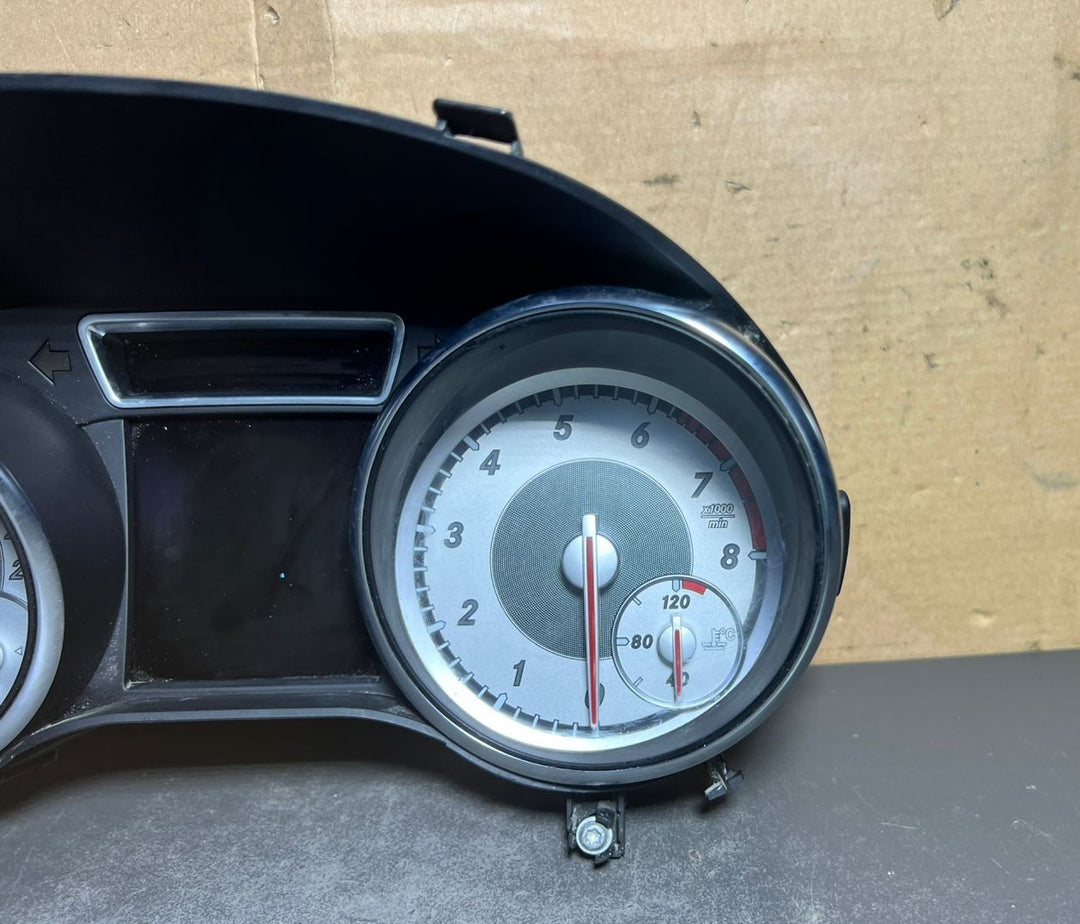 14-17 Mercedes-Benz W117 CLA Instrument Cluster Speedometer A117 9004001 OEM