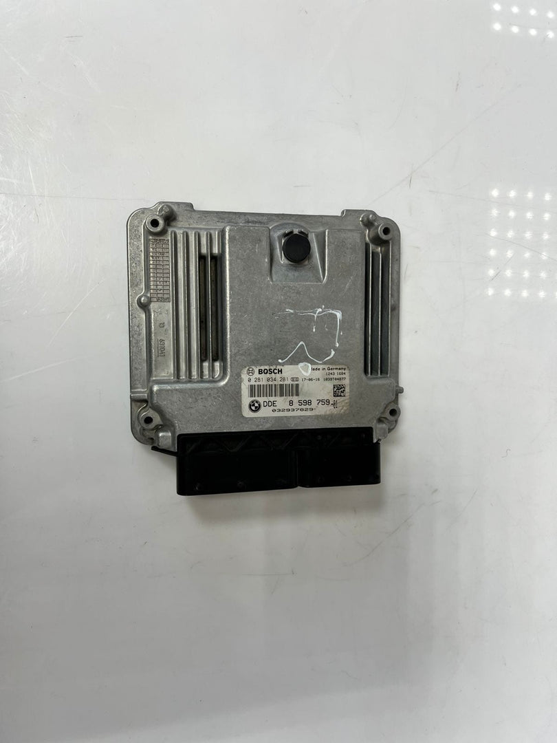 2017 BMW 320D Bosch 0281034281Engine Control Unit ECU DDE 8598759 OEM
