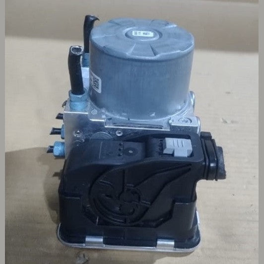 OEM BMW 3 Series G20 2.0 Diesel ABS Pump Control Modulator 6899240 QH449