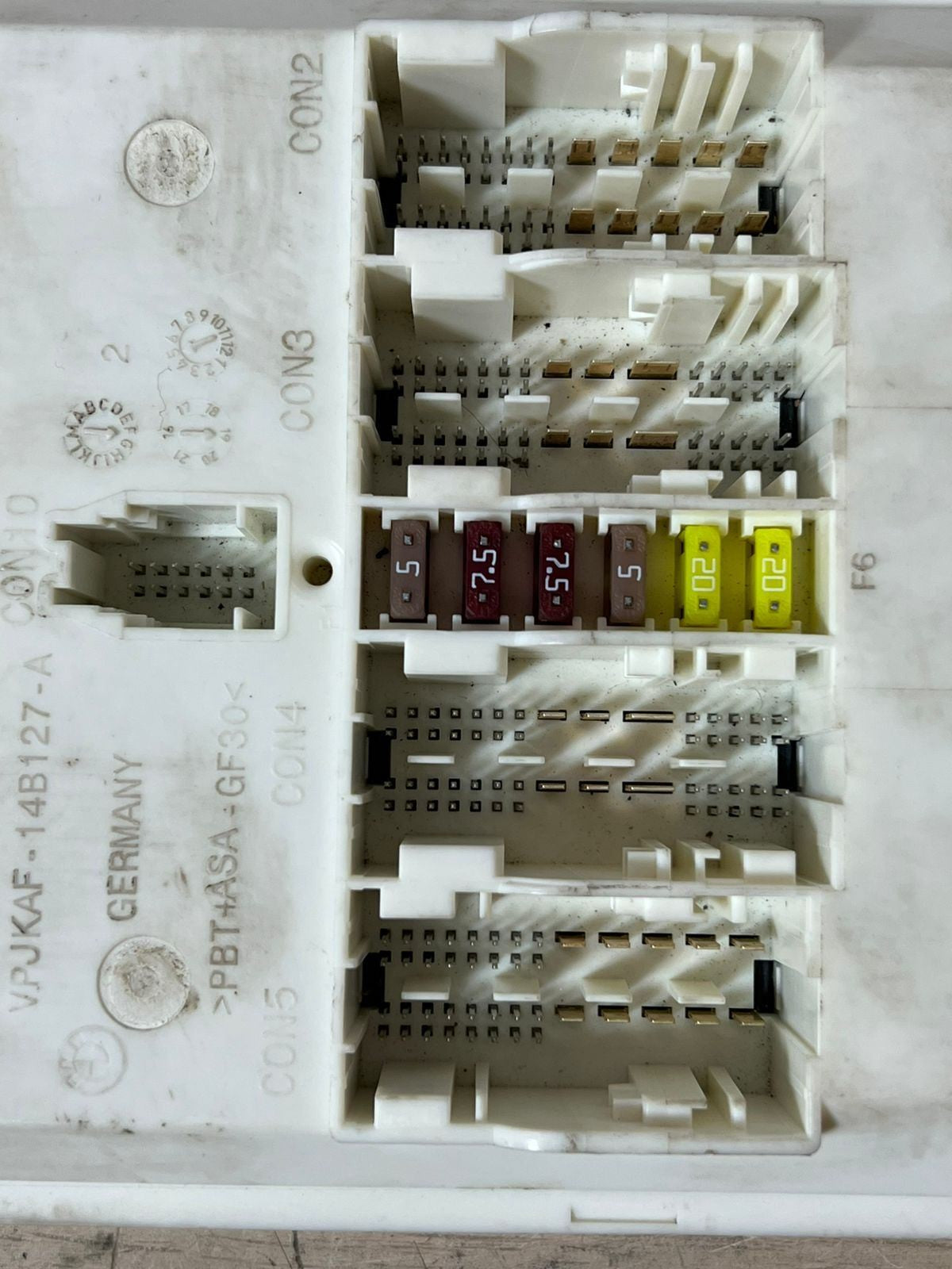 BMW 3 G20 G80 G28 330 PLUG-IN HYBRID Fuse Box Body Domain Control 61355A03F58 