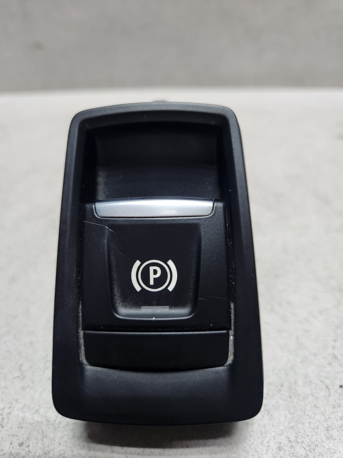 BMW 218i Electric Parking Brake Switch 9385001 2 Series F45 F46
