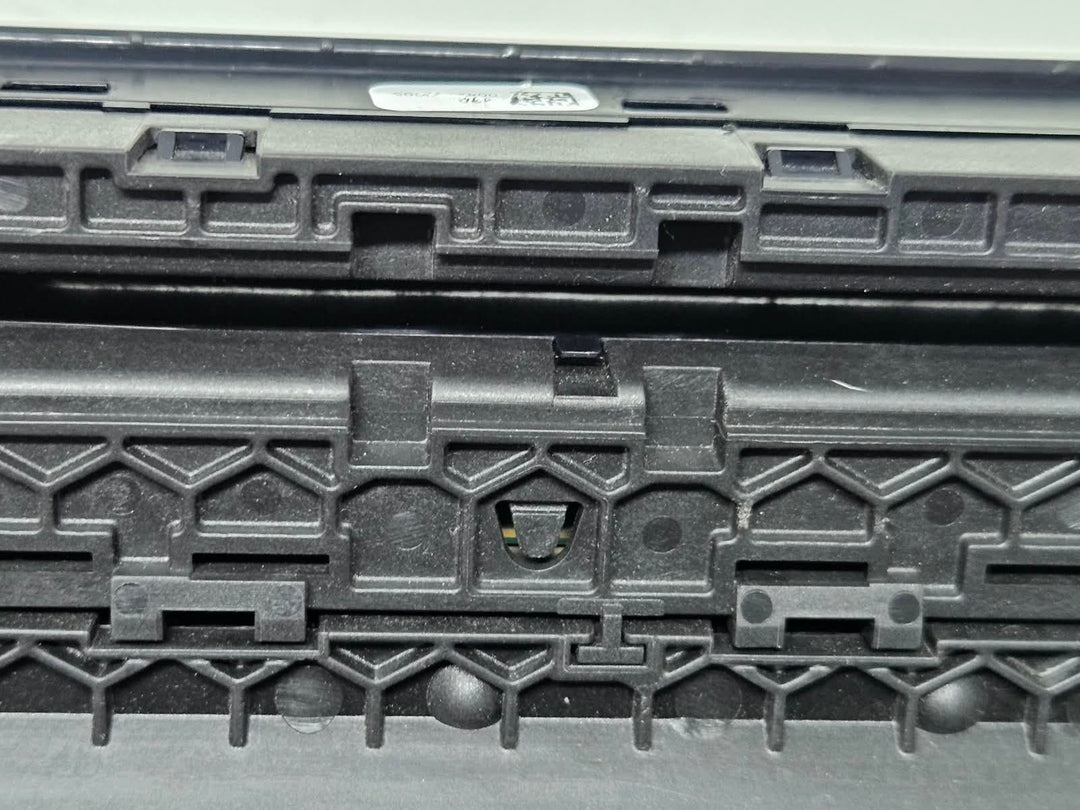 6801276-2015-2019 BMW 750i G11 G12 RHD Climate Control Panel OEM
