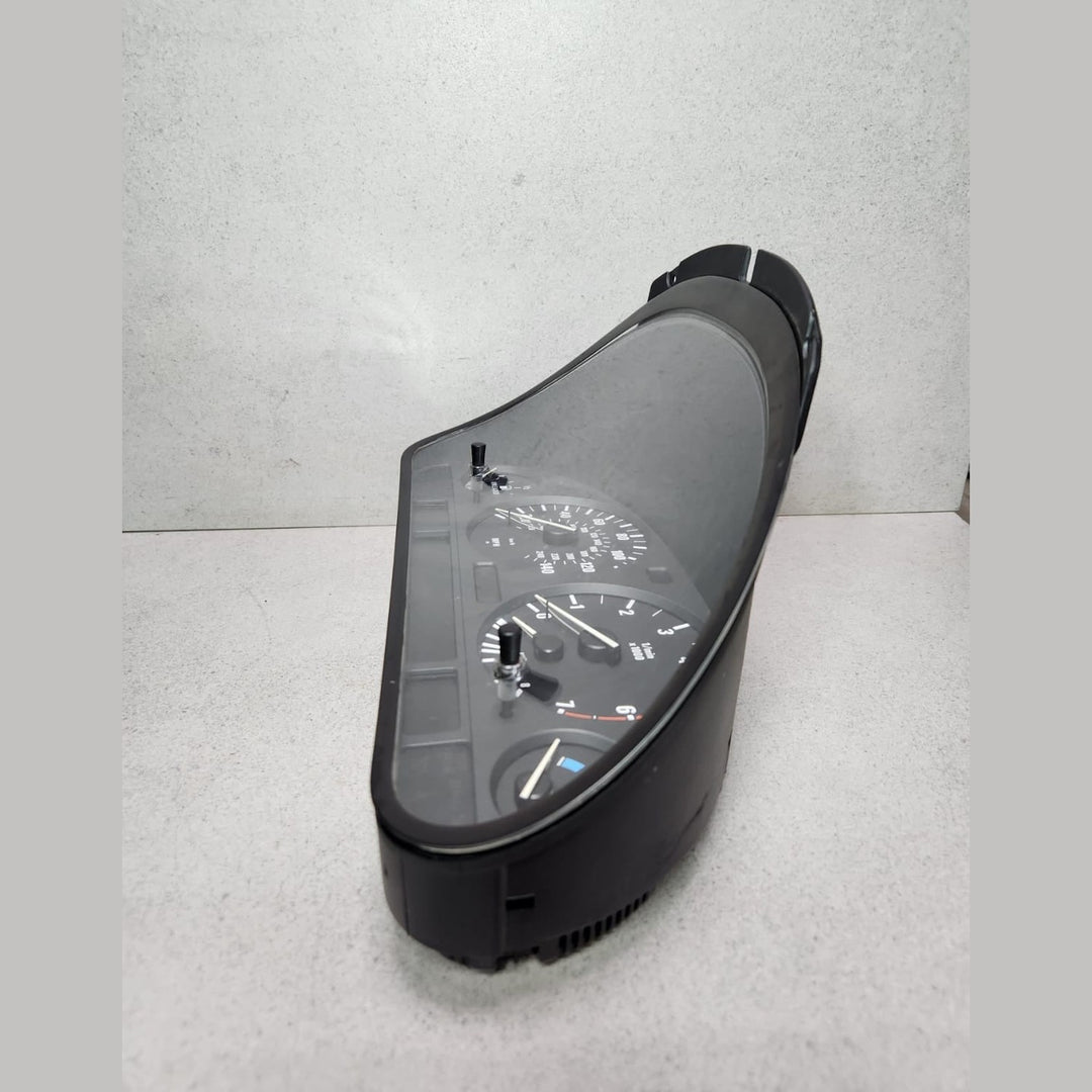 2001-2003 BMW 540i E39 Instrument Cluster Speedometer 6914897 OEM