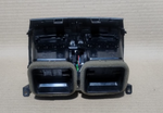 Bild in die Galerieansicht laden, BMW F15 X5  REAR SEAT CENTER CONSOLE AC VENT TRIM HEATER 9252013