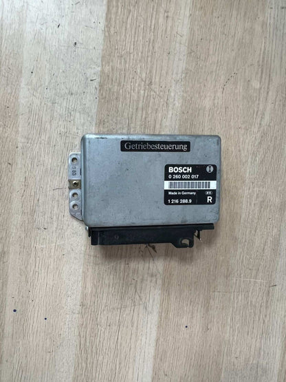 1216288.9 R BMW SERIES 7(E32) 5.0 750IL Automatic Gearbox Computer 0260002017