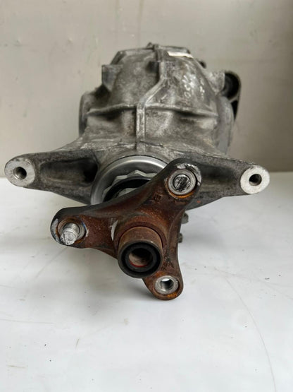 BMW 5 Series F10 F11 520d 525d 7 Series F02 Rear Differential 7584450 2.93 Ratio