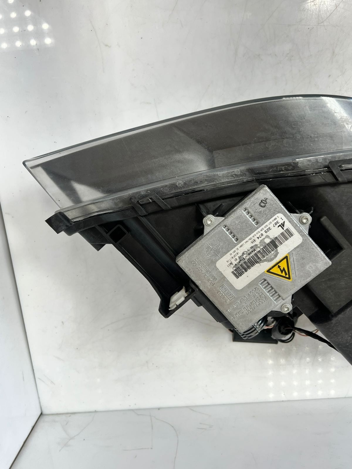 2005 BMW 645Ci 6 Series E63 Headlight AUTOMOTIVE LIGHTING Assembly 7165795 OEM