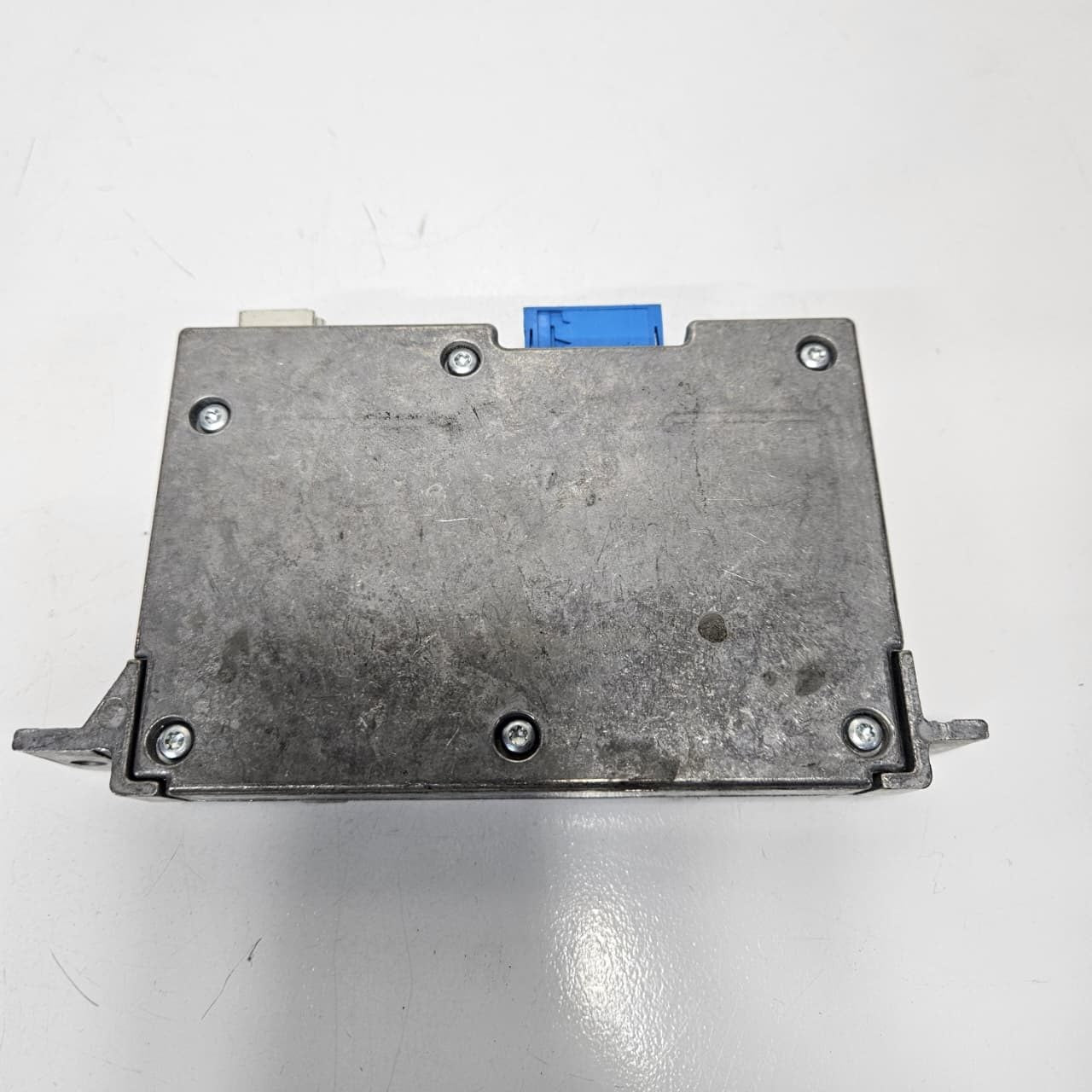 2013-2015 BMW X4 F26 750Li Camera Control Module 6819329