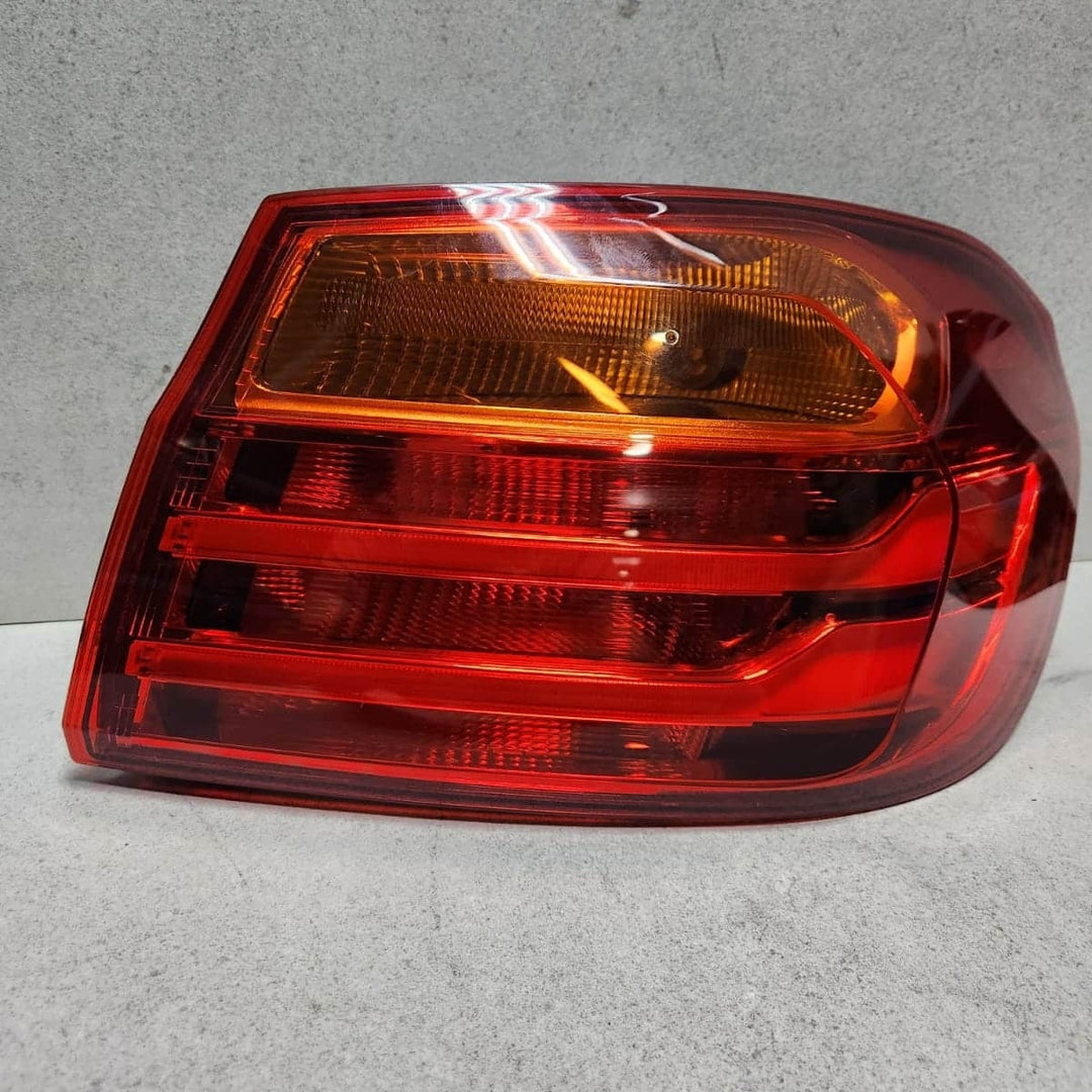 BMW Led Taillight Rear Right 1114002 4 Series F32 4 Series F32 Coupe