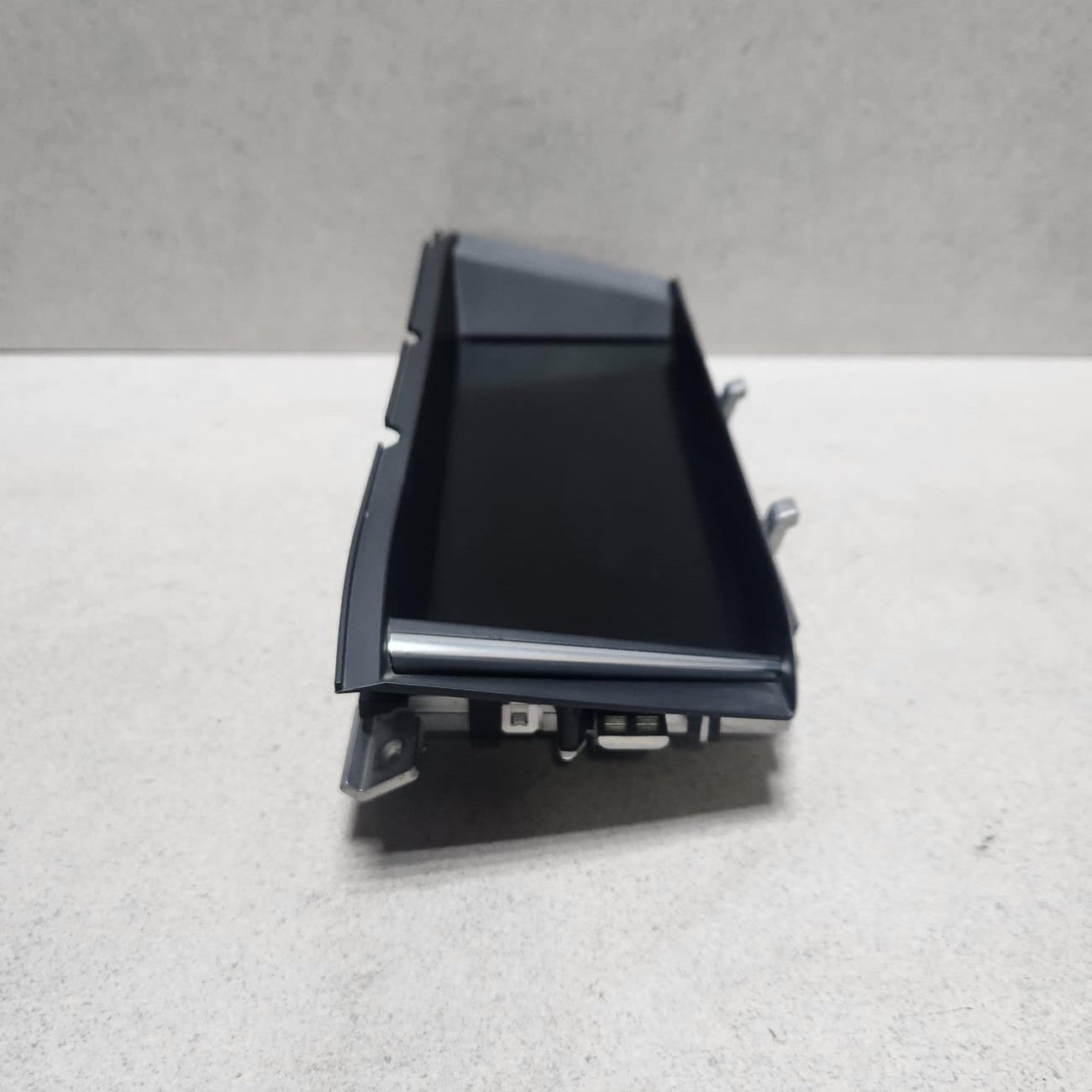 2013-2015 BMW 740i Central Information Display Screen 9284969 7 Series F01 F02