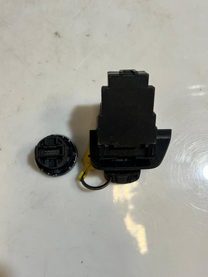 BMW E87 N47D Engine Control Unit ECU SET DDE + CAS3 + 1KEY 7811700 OEM