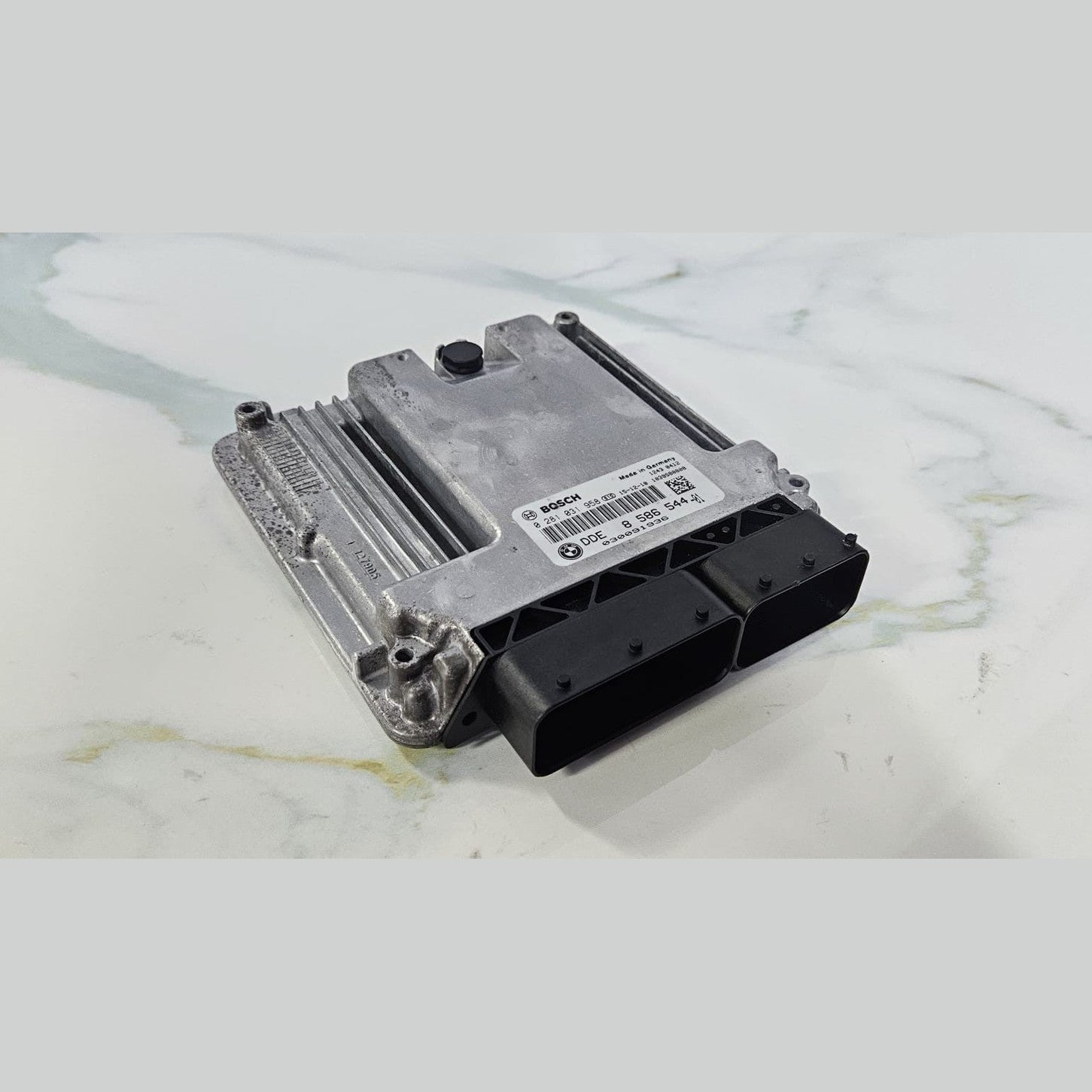 OEM BMW X3 X4 X5 X6 N57 ENGINE CONTROL UNIT ECM DDE ECU ONLY 8586544 BOSCH