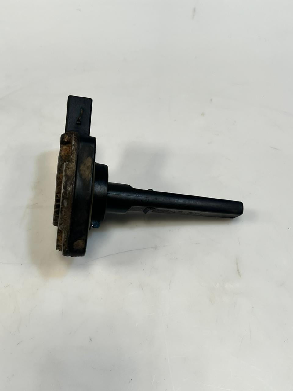 1999-2000 BMW 328i 3 Series E46 Engine sump pan Oil Level Sensor 1433596 OEM