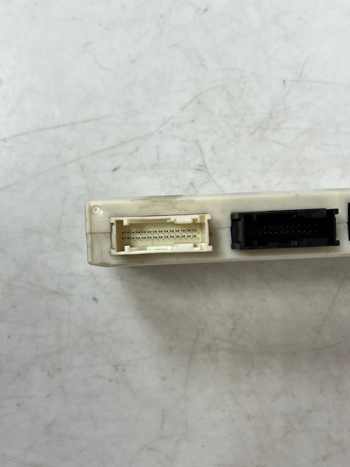BMW 5 Series E39 Body Control Module BCM 8378634 OEM
