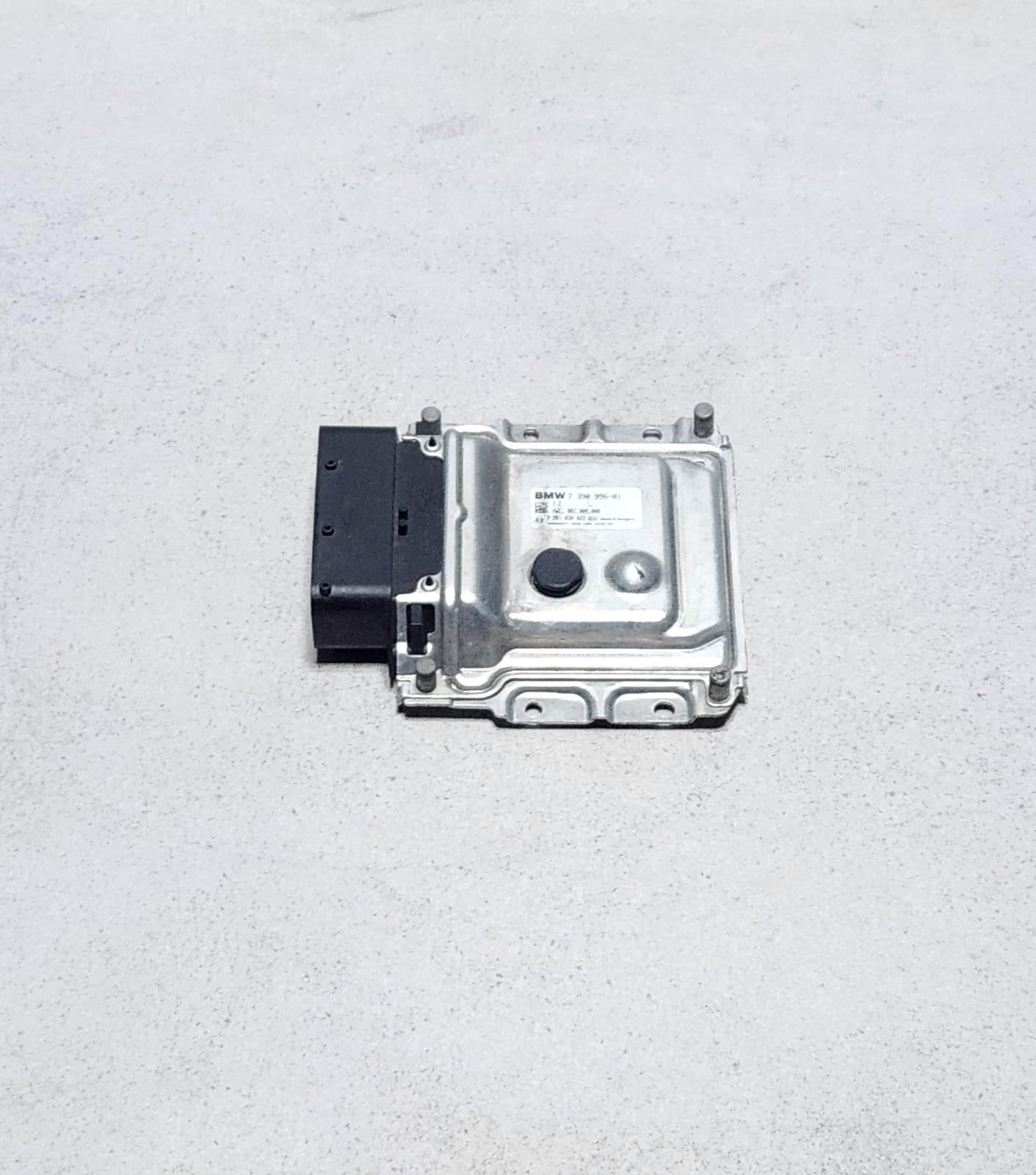 BMW Adblue Control Unit 7390996 F10 F11 F15 F20 F21 F30 