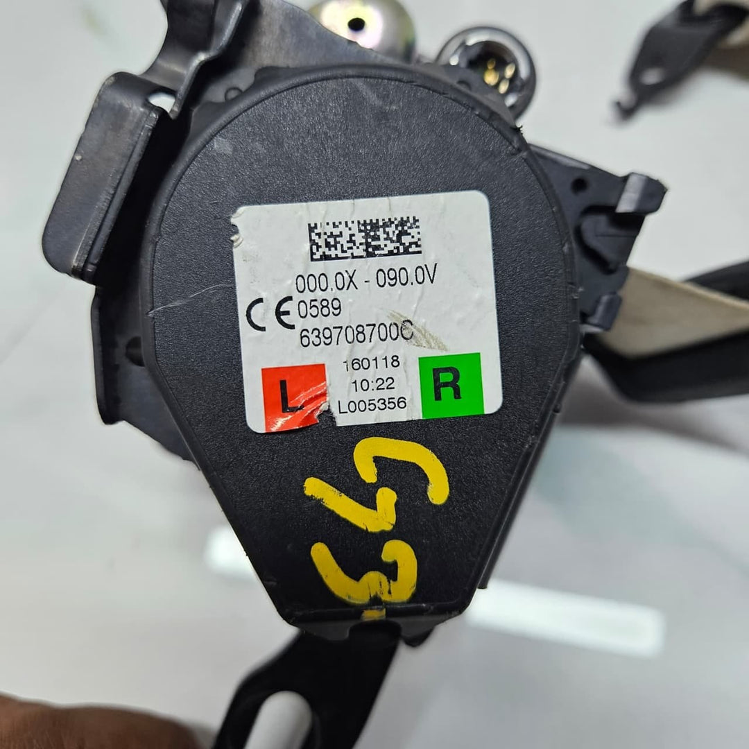 2018-2019 BMW 5 Series G30 530e Rear Left Seatbelt 7430043