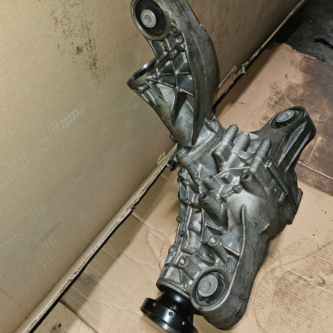 2007-2009 Mercedes-Benz GL320 Front Differential A1643302102 GL M-Class X164 W16