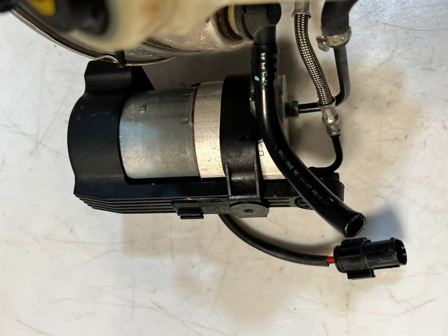BMW X3 7 Series E65 E66 E67 E68 Brake Booster SERVO MOTOR 32483213 OEM