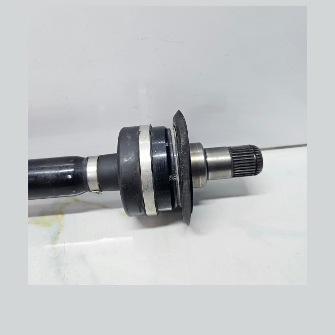 2021-2024 BMW M3 G80 M4 G82 G83 Rear Left Axle Shaft 8089855 7000 KM ECE