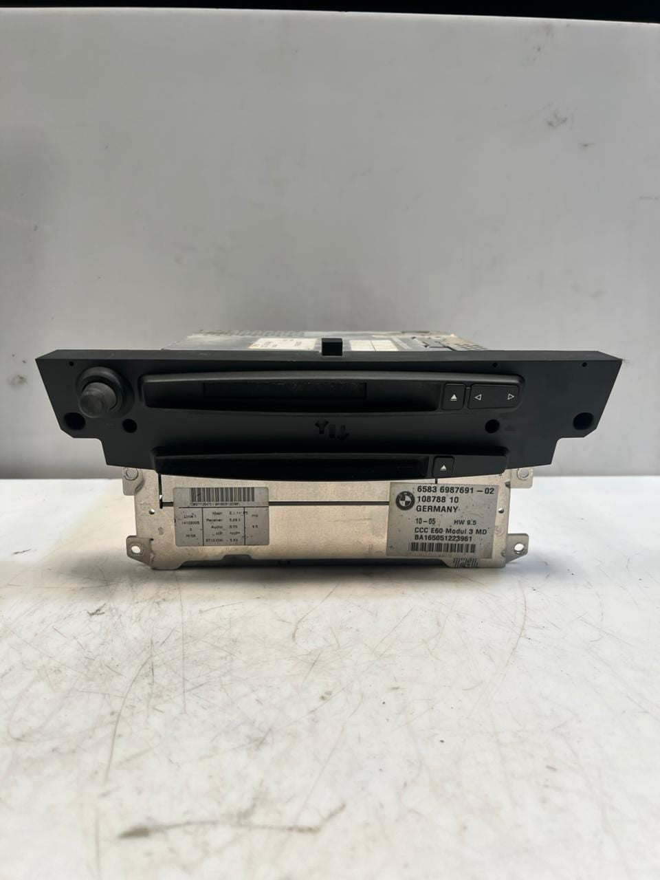 2003-2008 BMW 5 Series E60 E61 525i Ccc Module Gps Navigation 6987691 OEM