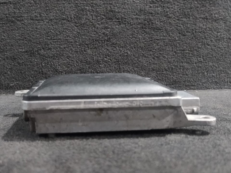 BMW F07 F10 F11 F01 F02 F03 F04 BLIND SPOT DETECTION CONTROL MODULE 6795555