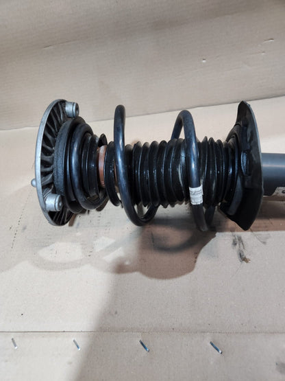 2012-2016 BMW 328i Front Shock Absorber With Coil Spring 6791579 F30 F31