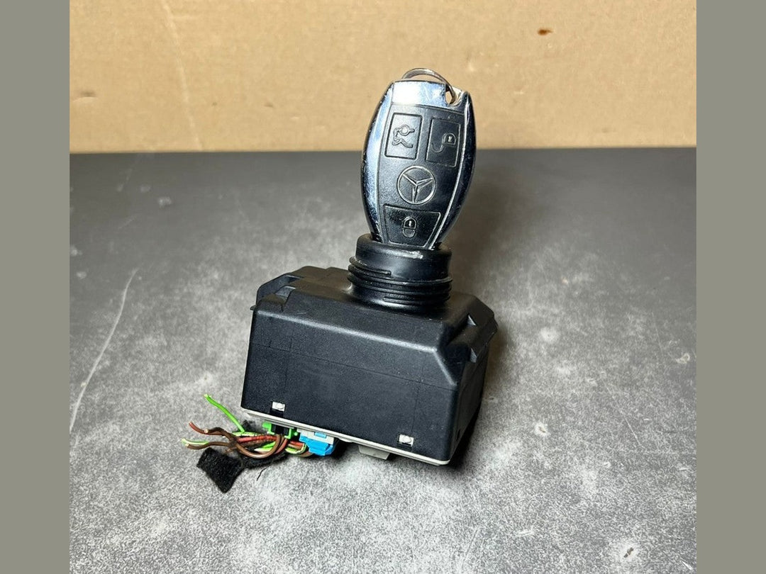 08-12 Mercedes W212 E-Class Ignition Switch Module Unit W/key A212 9055200 OEM