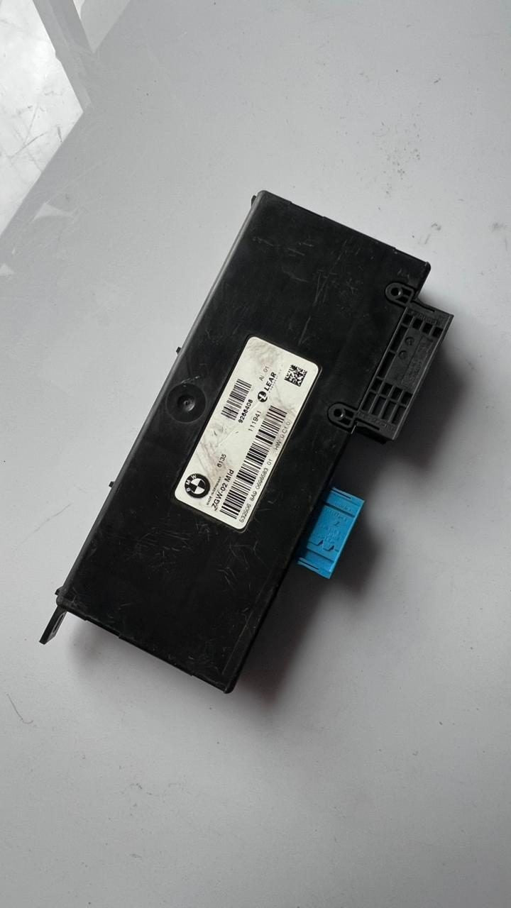 2010-16 BMW 528i Central Gateway Module 9266408 5 Series F10 F11