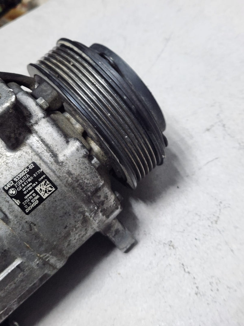 2014-2016 BMW 228i Air Conditioning Compressor 9330825 2 Series F22 F23