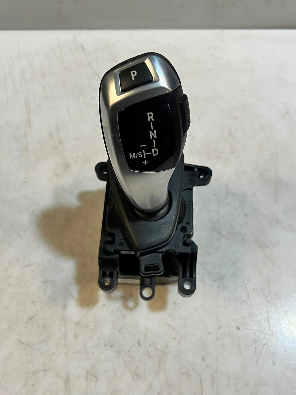 BMW 1 2 3 4 SERIES F20 F22 F30 F32 F36 AUTOMATIC GEAR SELECTOR SHIFTER 9296897