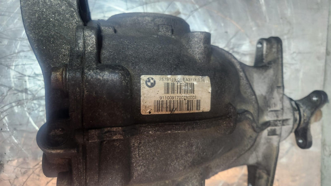 2011 BMW 528i Rear Differential Assembly 7578149 F10 528i and 523i I=3,38