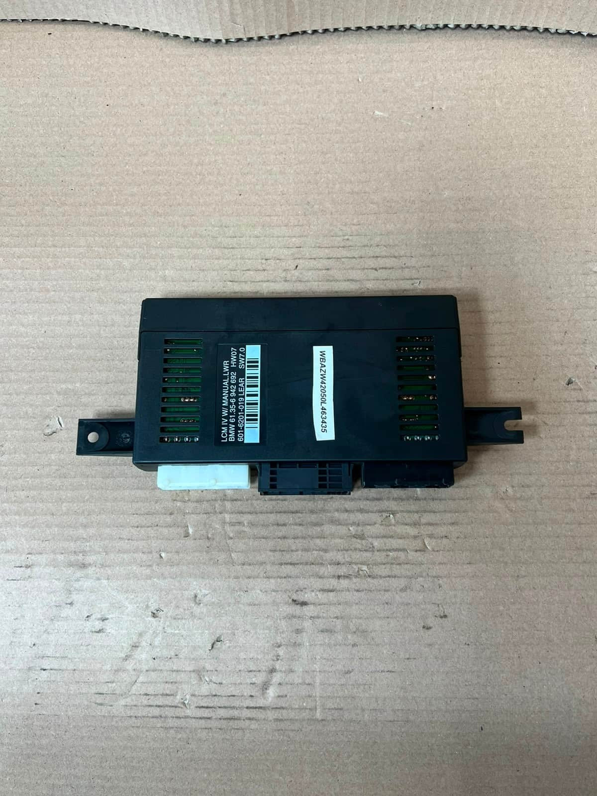 2000-2006 BMW X5 E53 E39 Lighting Control Module LCM 6942692 OEM