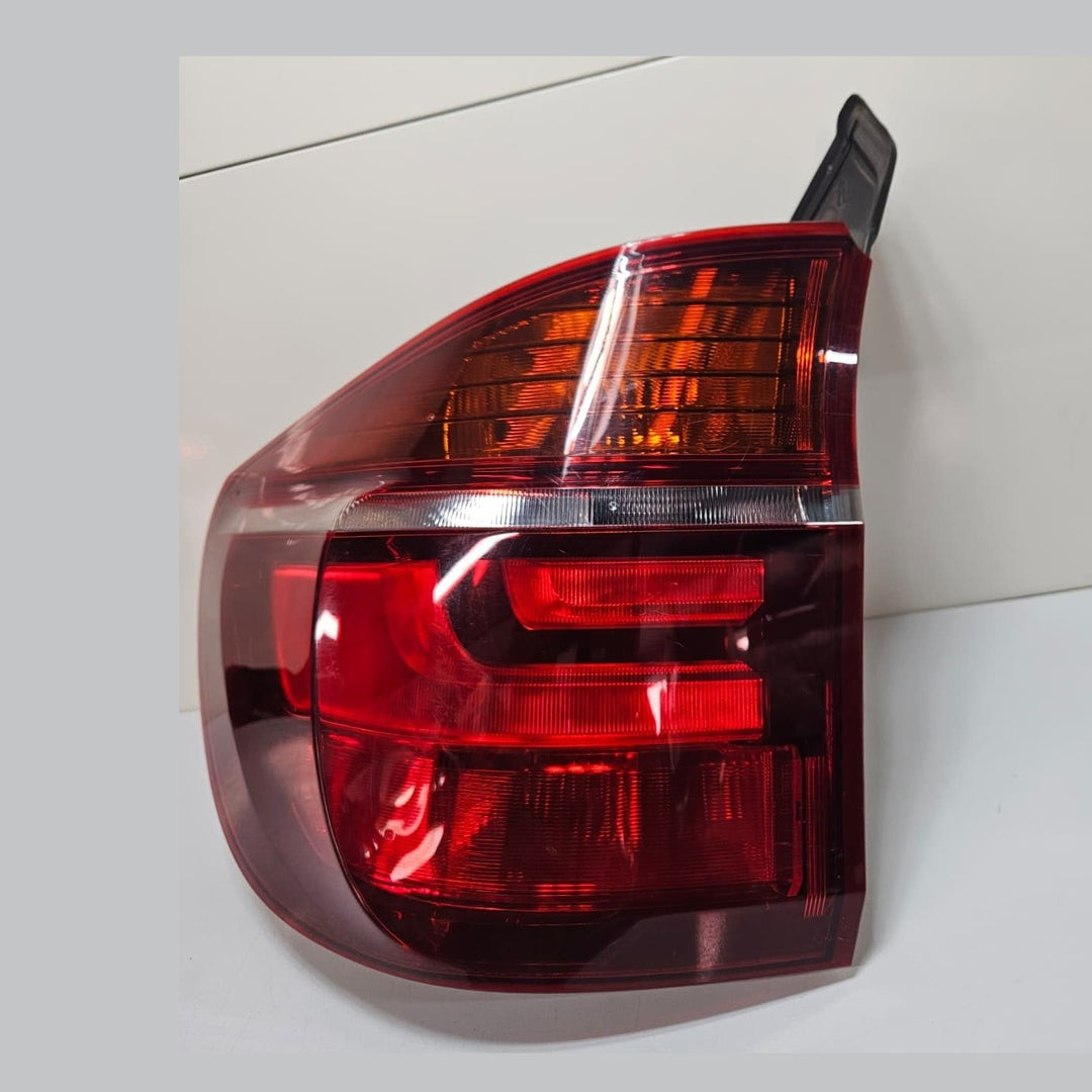  2009-2013 X5 E70 LCI BMW X5 Taillight 7227789 OEM