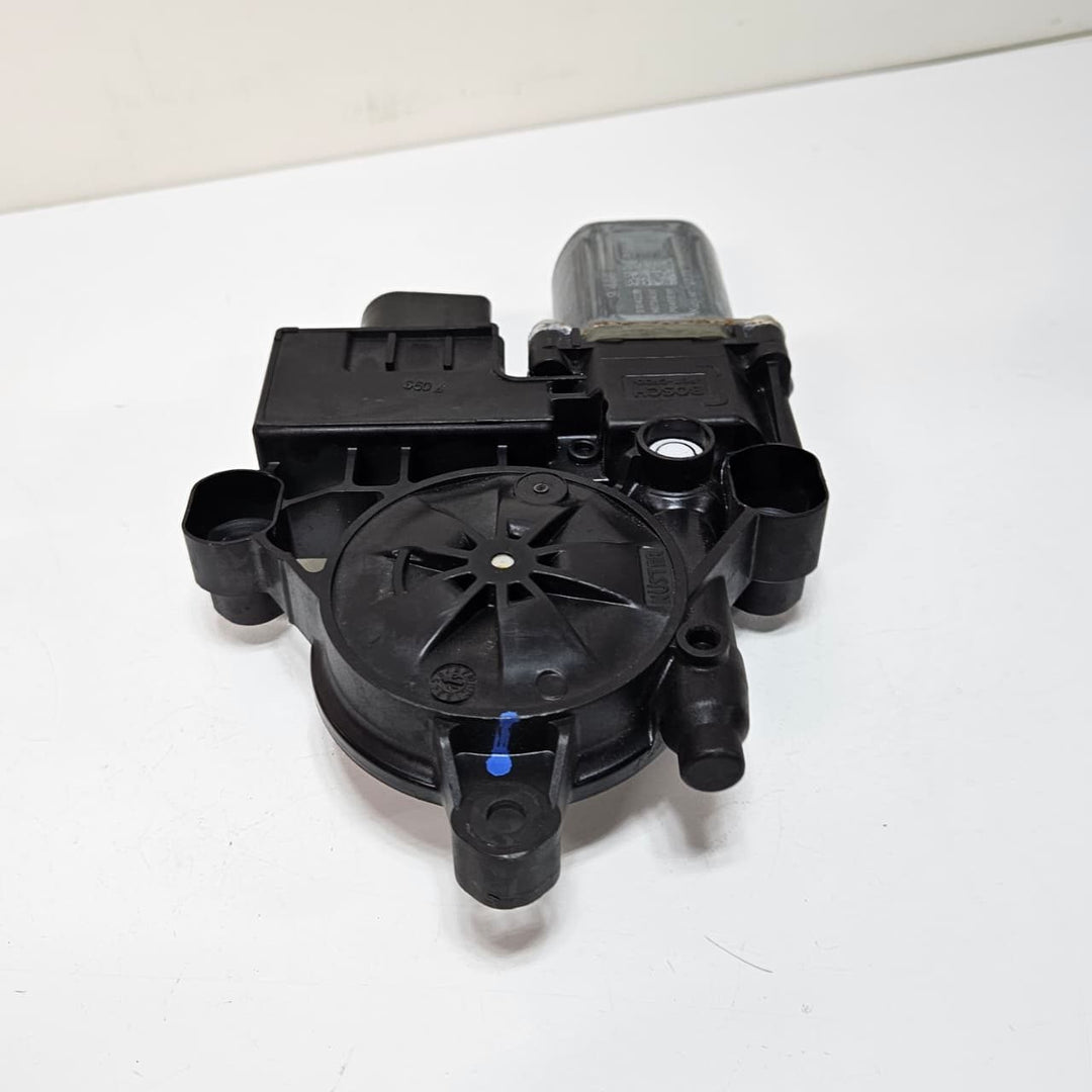 2019-2020 BMW M8, M850, Z4, Door Window Motor 9466690 Front Right