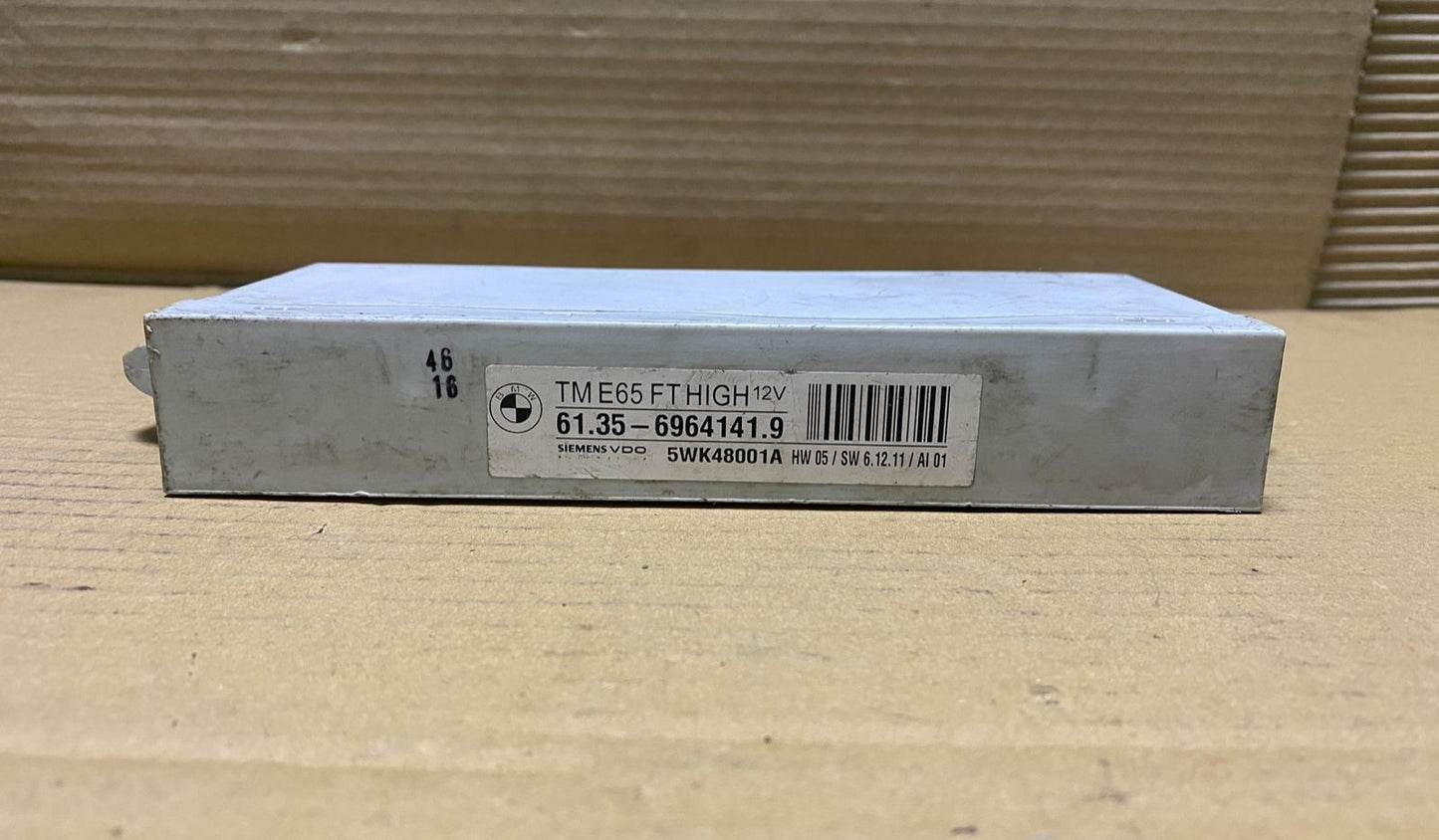 2004-2005 BMW 745i Door Control Module 6964141 7 Series E65 E66