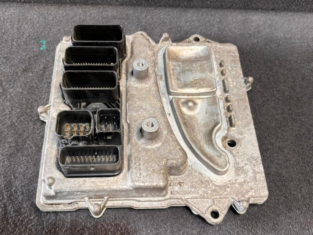 BMW E90 E92 E84 E82 N55 DME ECU ENGINE CONTROL UNIT MODULE ECU ONLY - 8615879