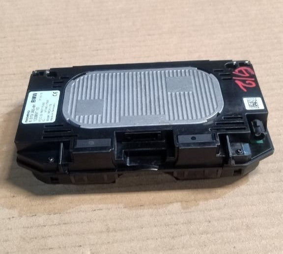 OEM BMW 7 SERIES G11 G12 MOBILE PHONE CHARGING MODULE CHARGER UNIT - 6819365
