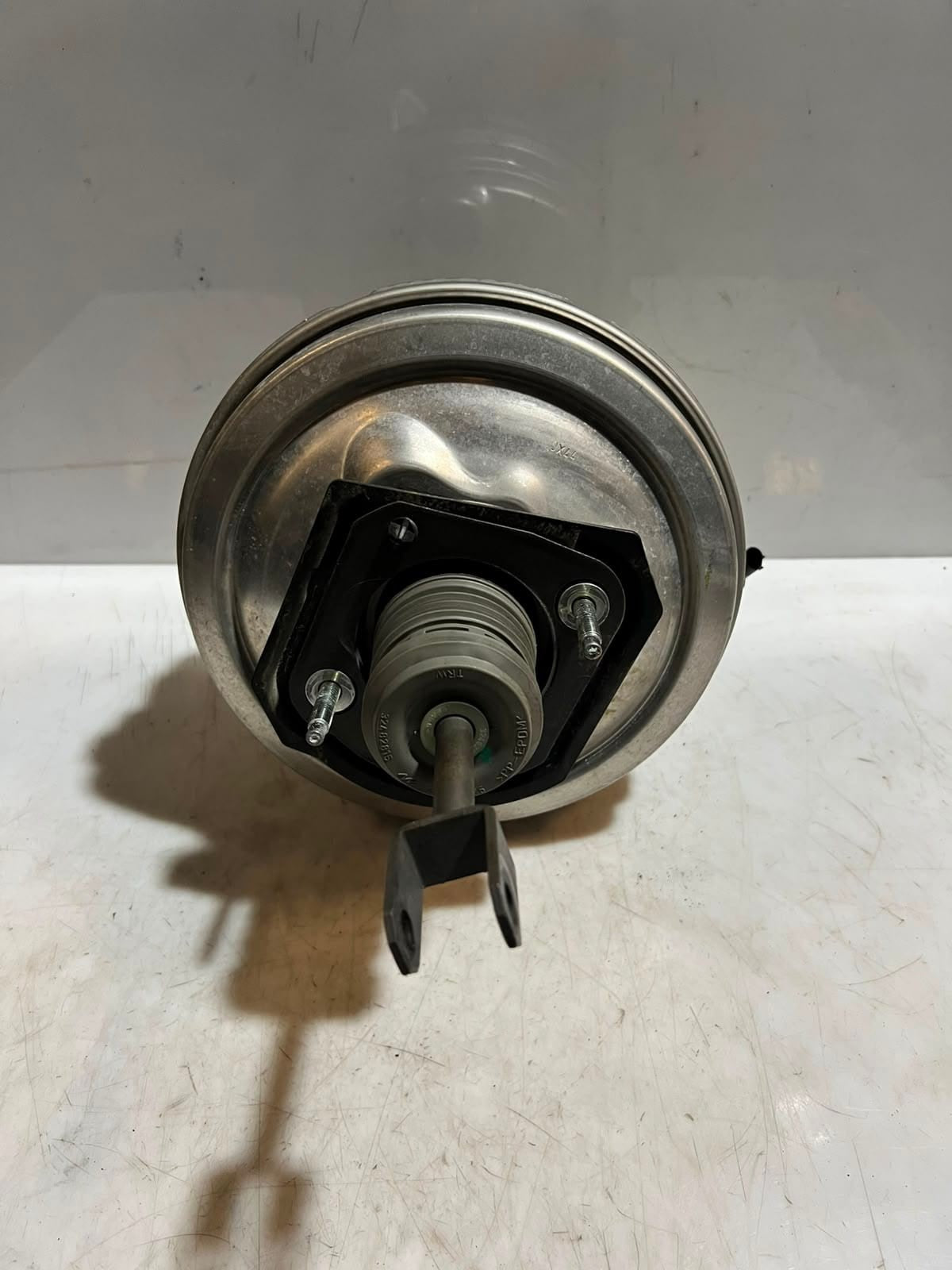 2010-2011 BMW 5 Series F10 F11 F06 F12 F13 528i Brake Booster Master Cyl 6796726