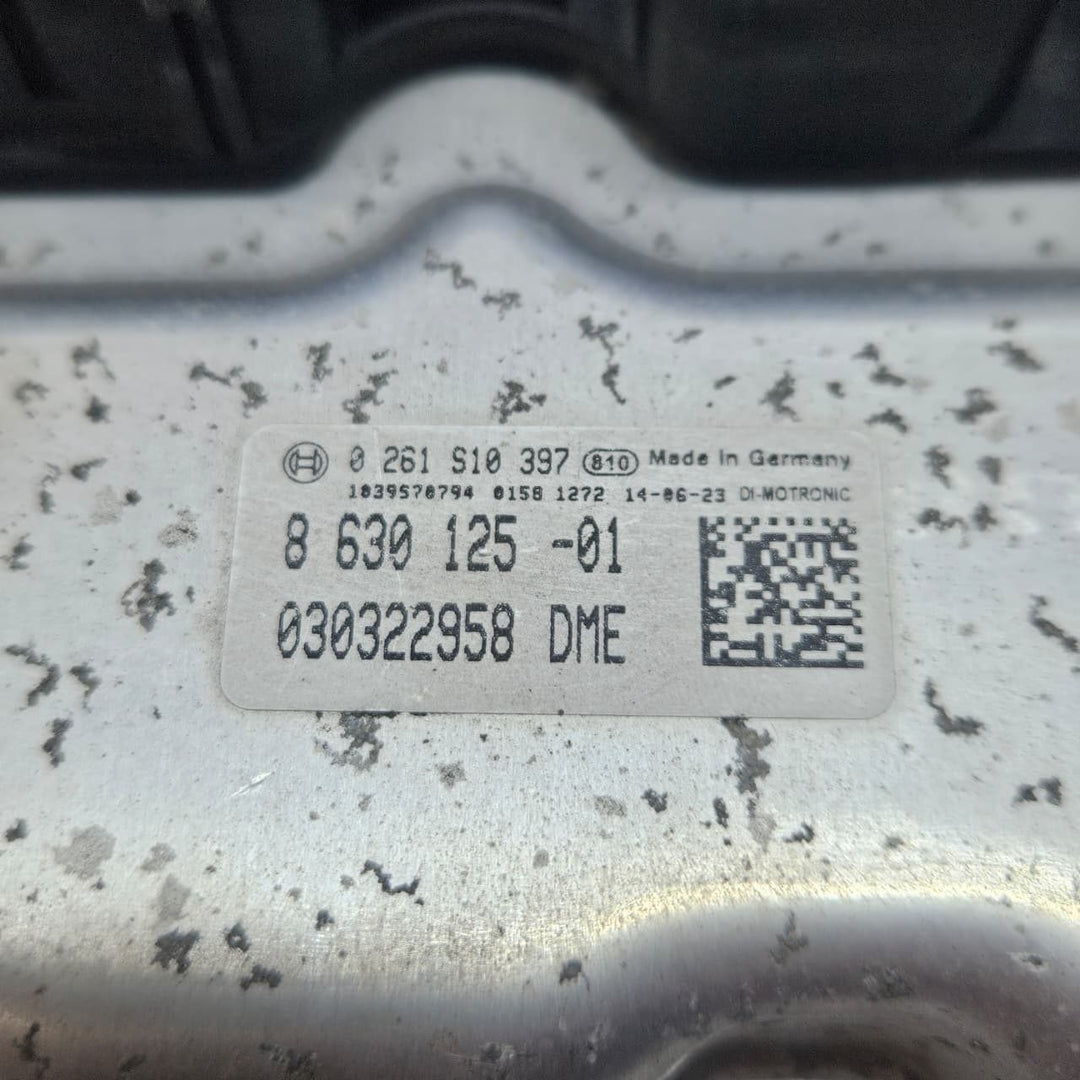 2014 BMW  116i F20 N13 Engine Control Unit ECU KEY SET DME 8630125 OEM
