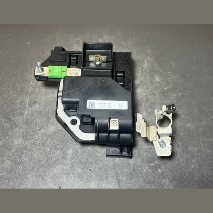 18-22 Mercedes-Benz W247 W118 CLA Battery Fuse Box Current Limiter A247 9063603