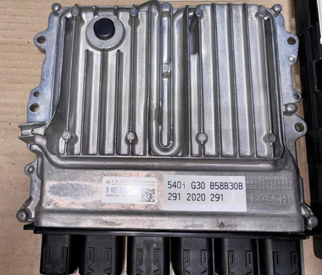 BMW 540i G30 B58B30B 2020 ENGINE CONTROL UNIT BDC-03 KEY CARD -5A23E11