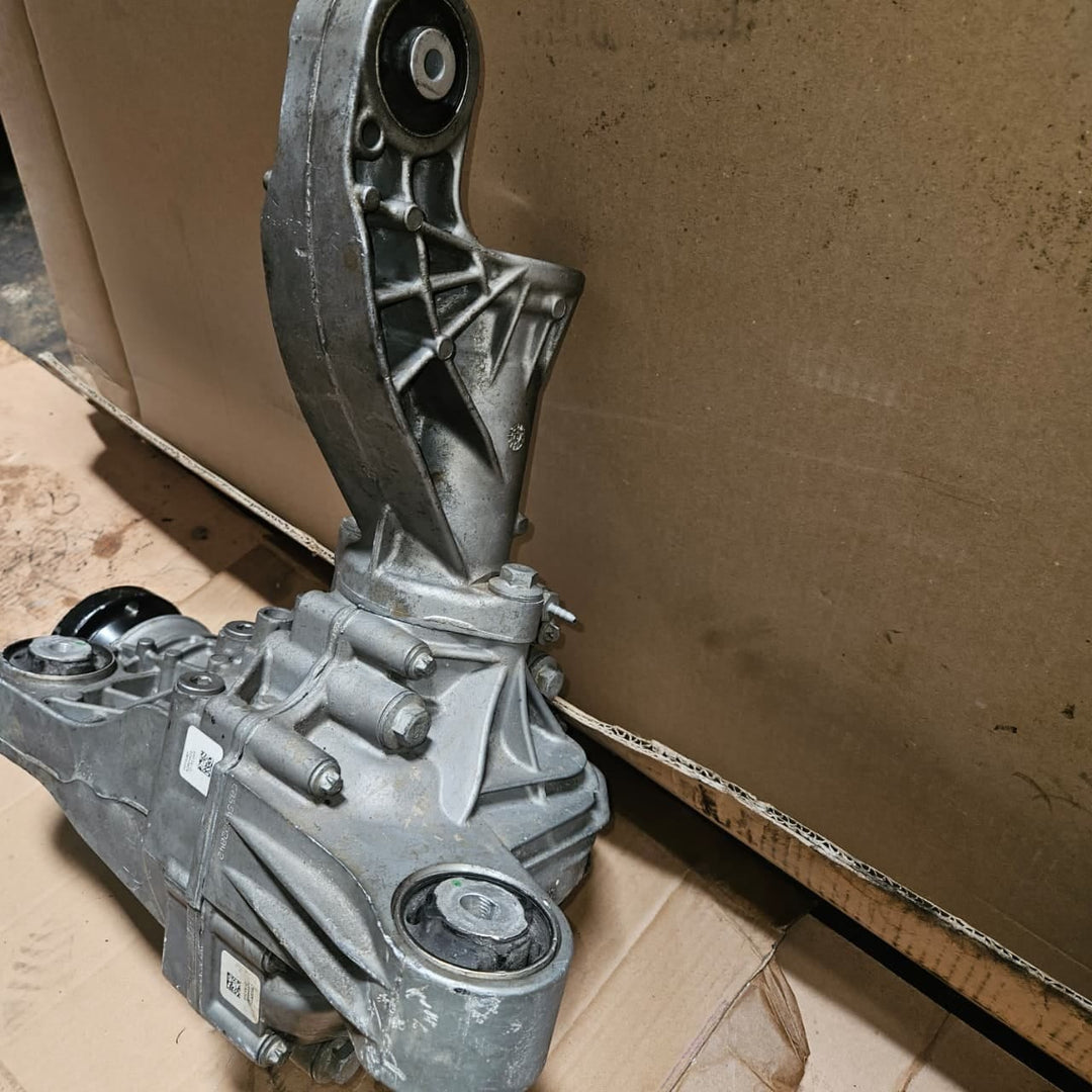 2016-2019 Mercedes-Benz GLE63 AMG Front Differential A1663300400 3.70 ratio W166