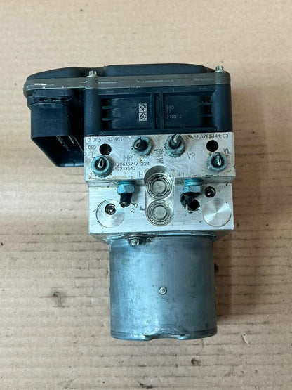 2010-2016 BMW 5 Series F10 and F11 535i ABS Hydraulic Unit / Pump 6858406 OEM