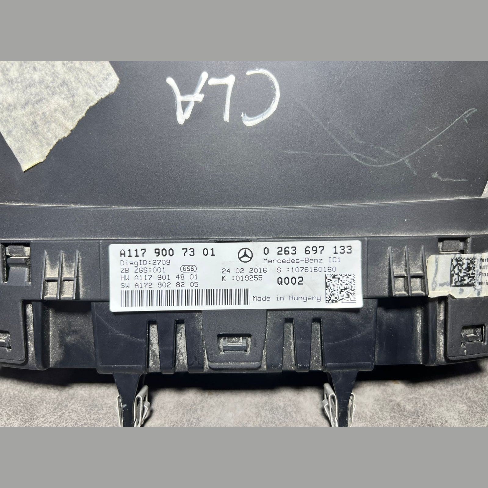 14-17 Mercedes-Benz W117 CLA 250 Instrument Cluster Speedometer A117 9007301 OEM