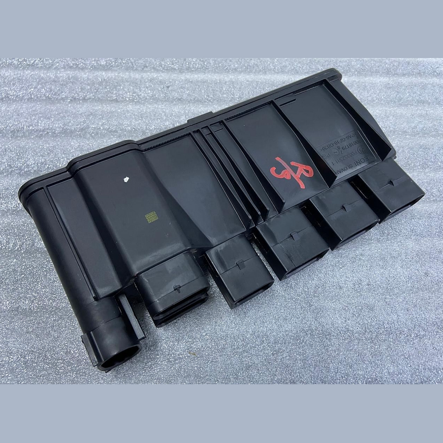 OEM BMW 2 3 4 5 X SERIES G21 G80 G30 Integrated Control Supply Module 8638552