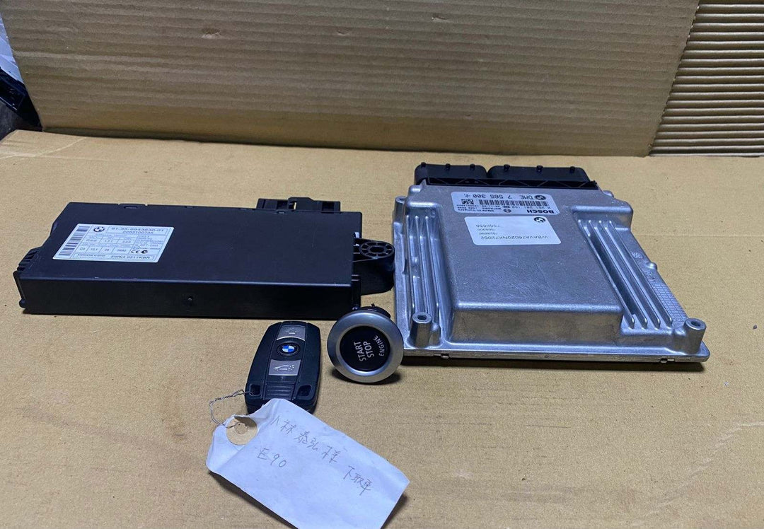 BOSCH 2012-2013 BMW 320i Engine Control Unit 7565300 BMW 3 Series E90 E91 E92, 1